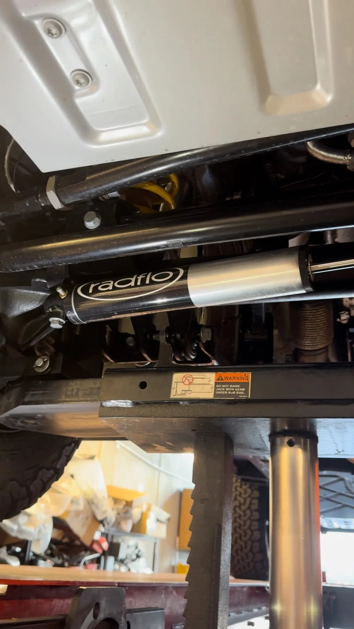 Radflo OE Replacement 2.5 Steering Damper Ineos Grenadier 2024+