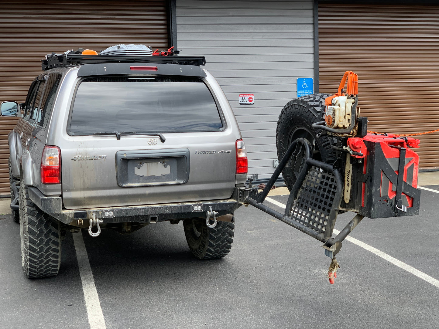 CHAINSAW RACK