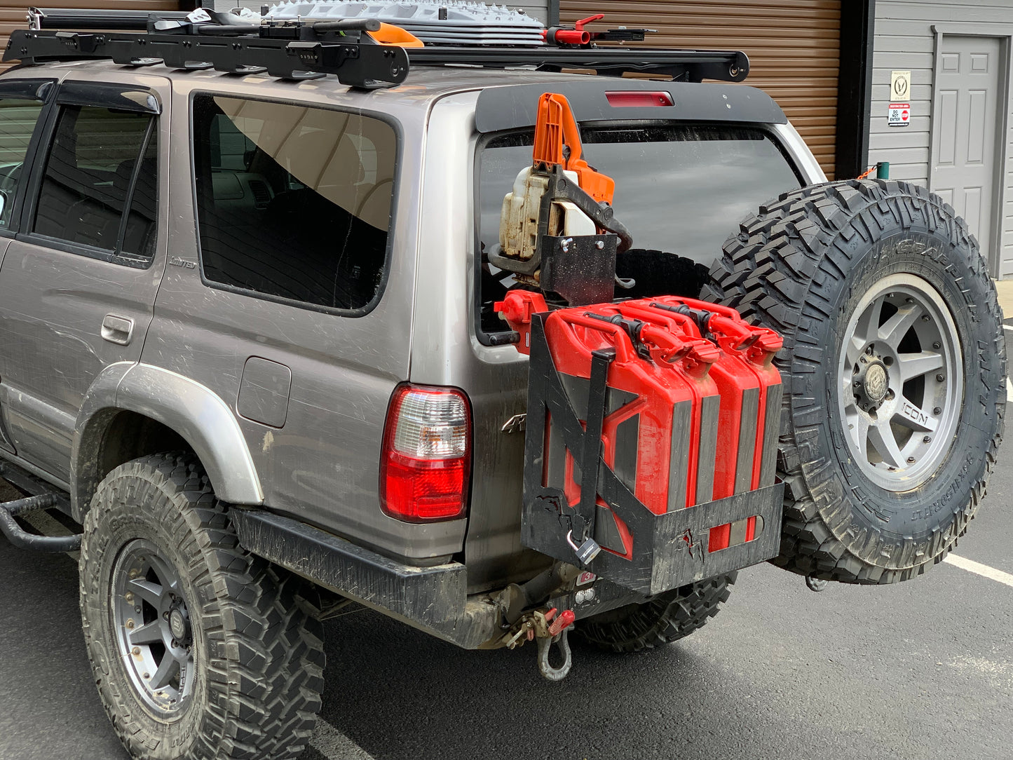 CHAINSAW RACK