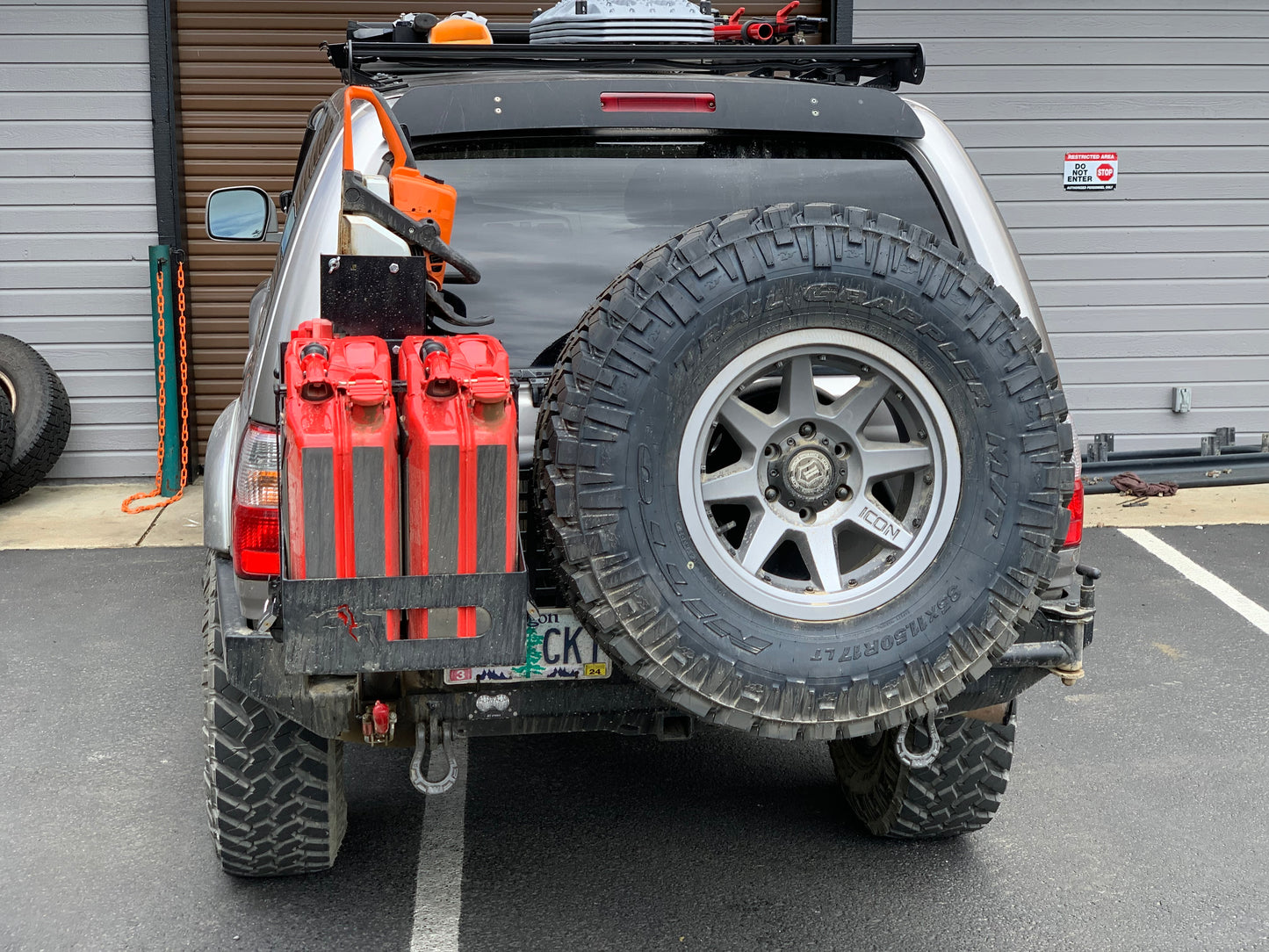 CHAINSAW RACK