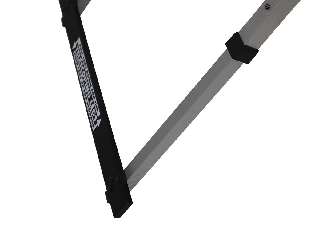 EXPANDER TABLE