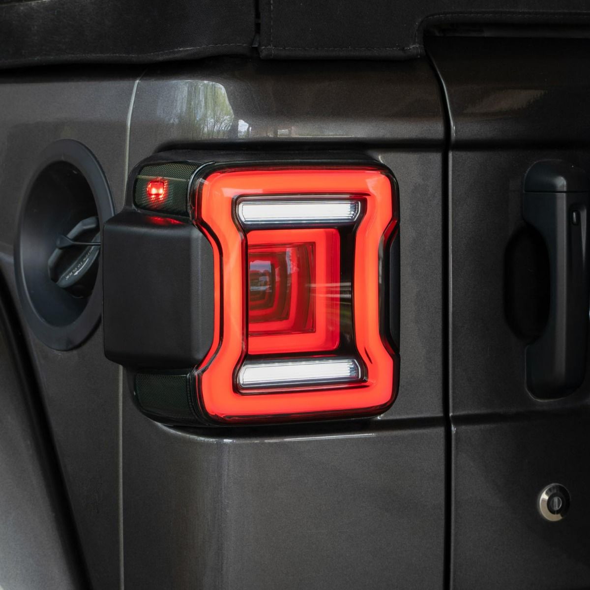 2018-2023 JEEP JL WRANGLER LED TAIL LIGHTS (PAIR)