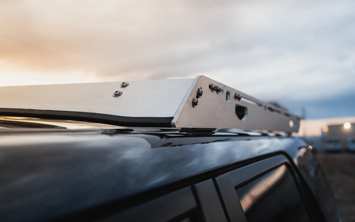 THE NEEDLE (2010-2022 4RUNNER HALF ROOF RACK)