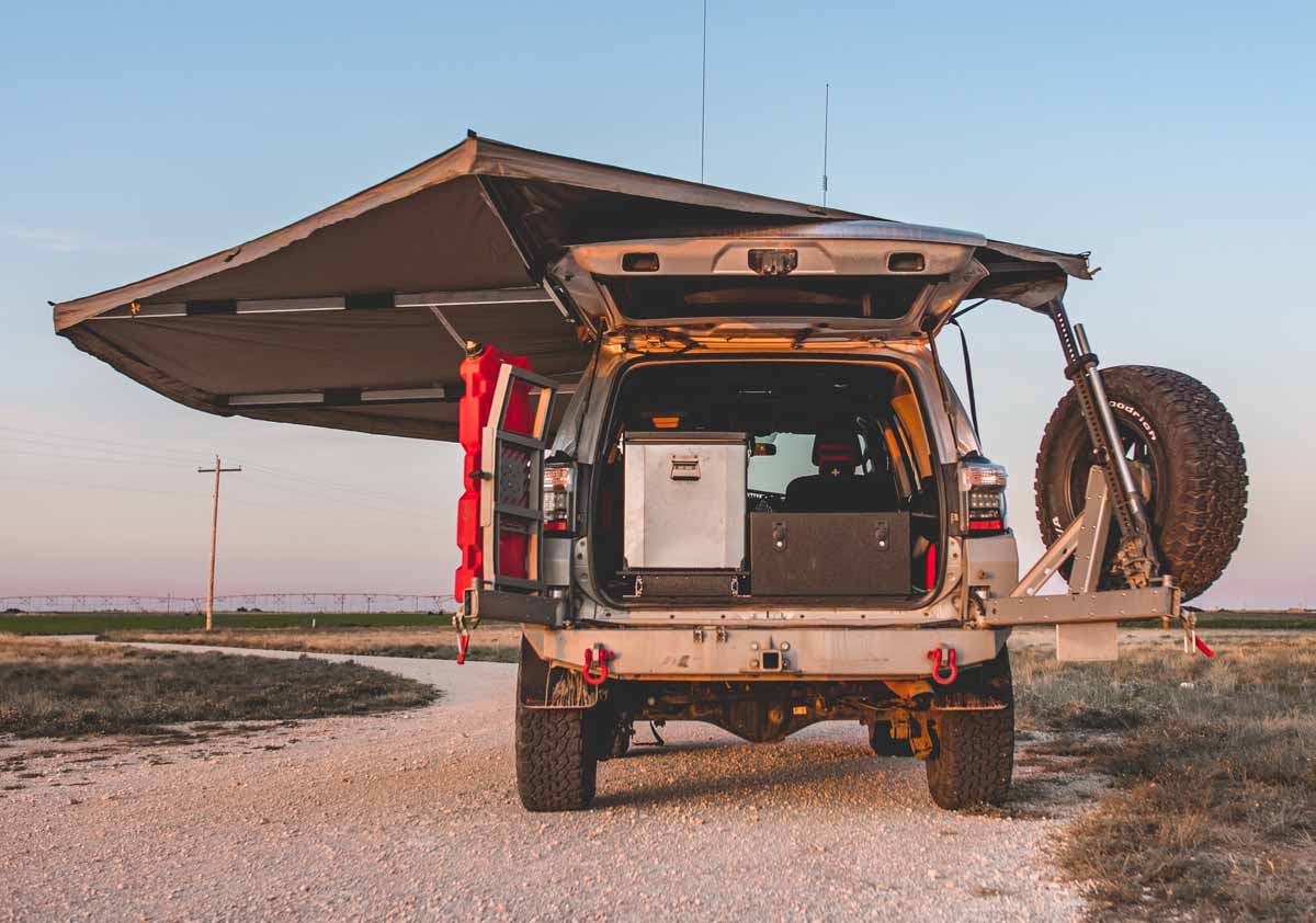 270° PEREGRINE AWNING LEFT-HAND MOUNTED ( US DRIVERS-SIDE) WITH LIGHT SUPPRESSION TECHNOLOGY