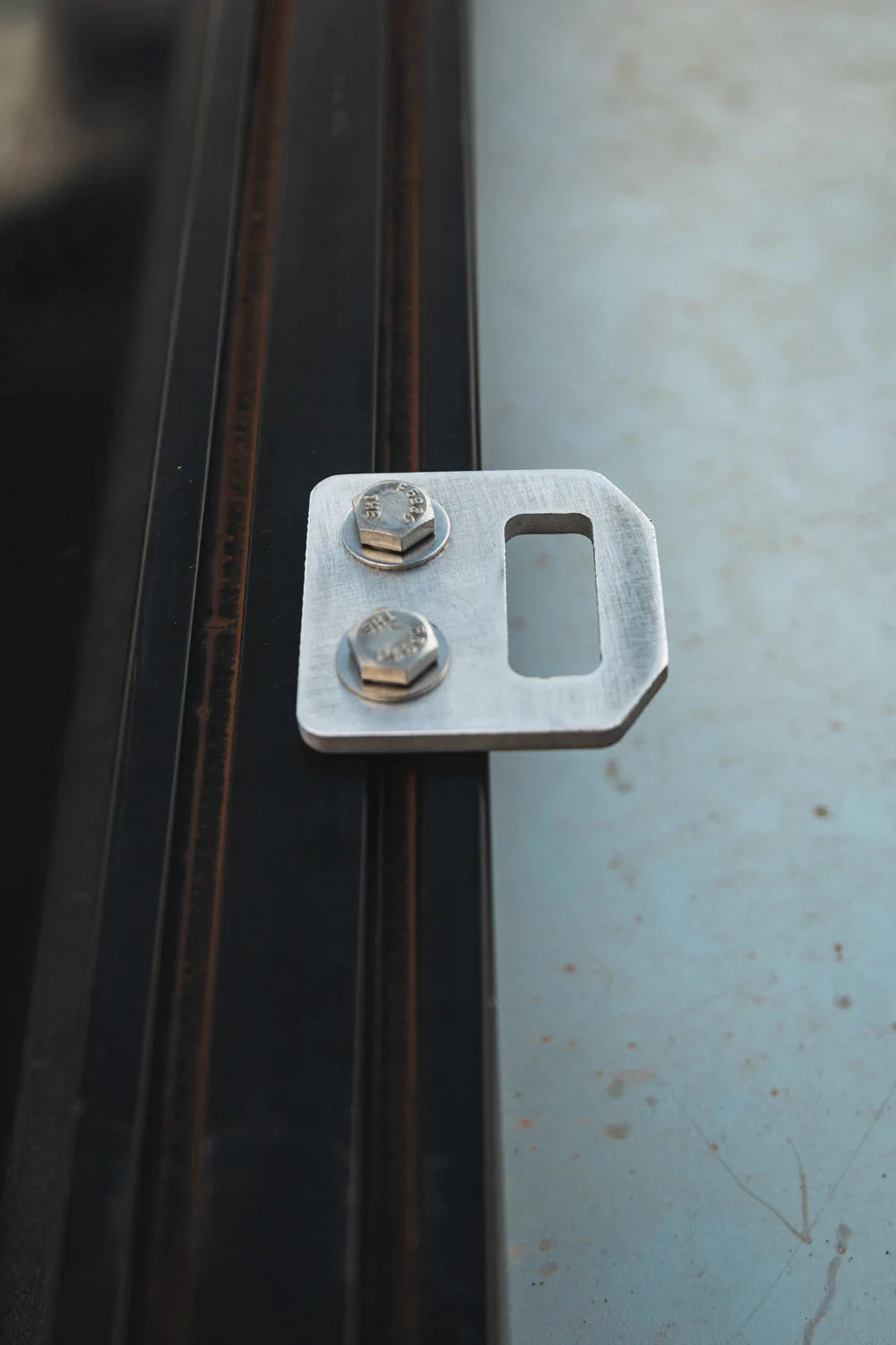 SHERPA SMILEY (multi purpose tie-down point)