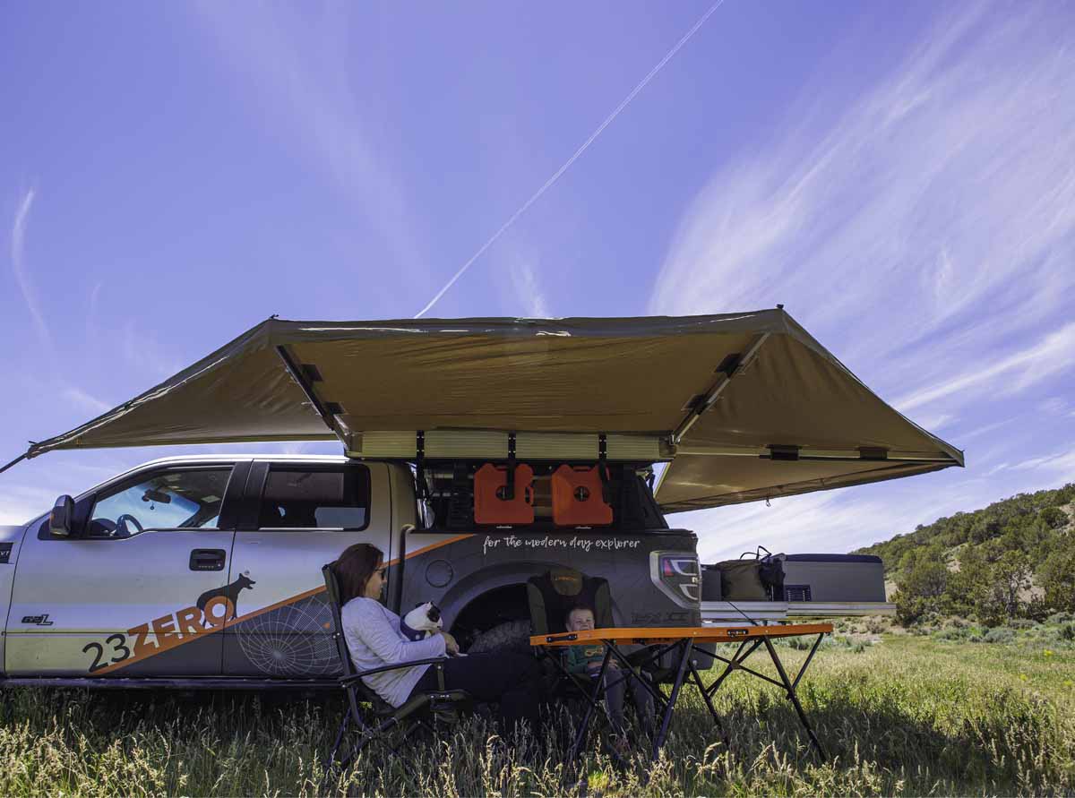 270° PEREGRINE AWNING RIGHT-HAND MOUNTED (US PASSENGER-SIDE) WITH LIGHT SUPPRESSION TECHNOLOGY