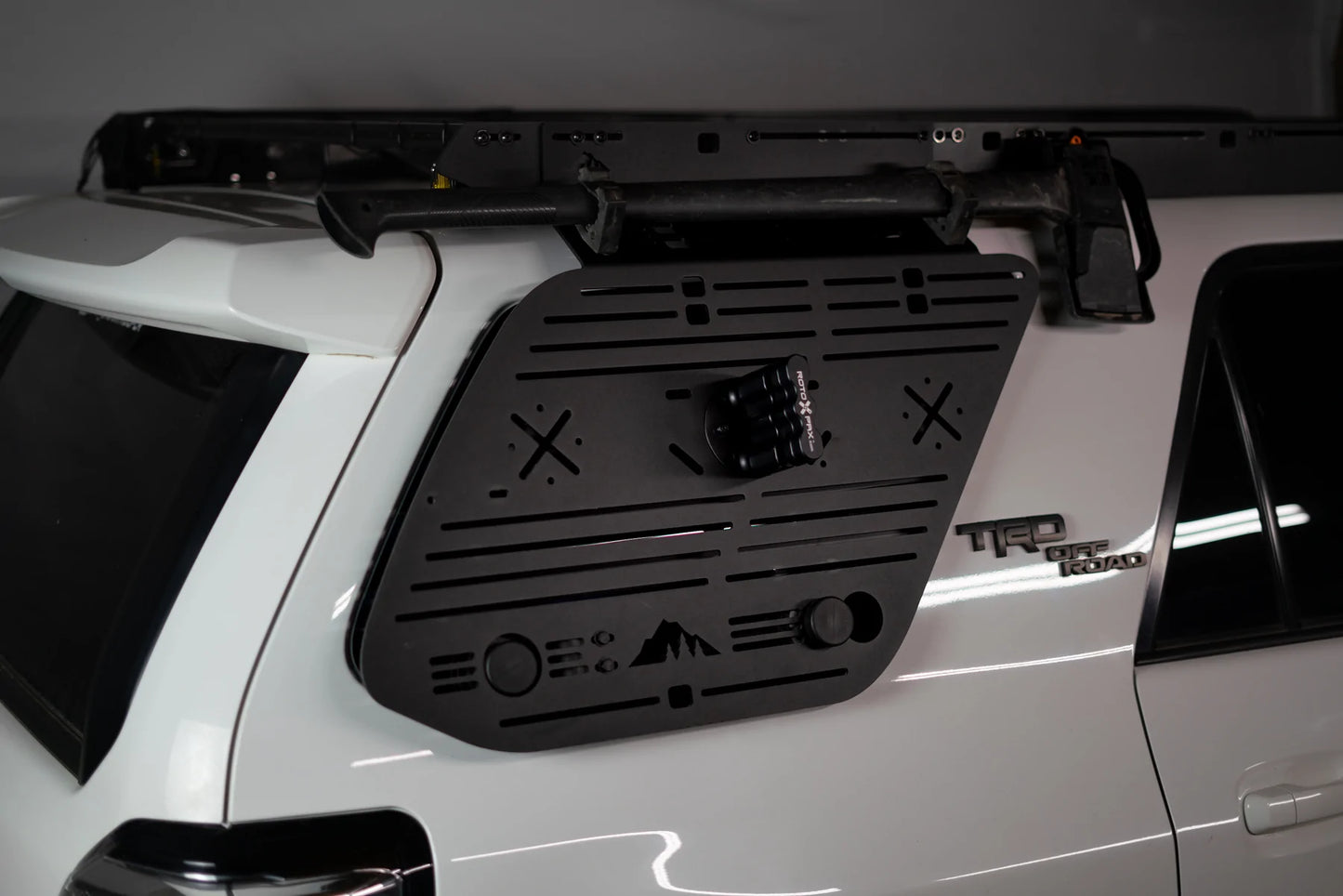 5TH GEN 4RUNNER WINDOW PANEL