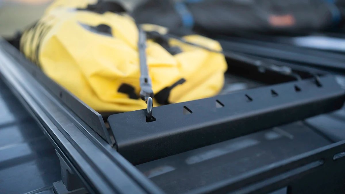 ROOF RACK STORAGE BASKET