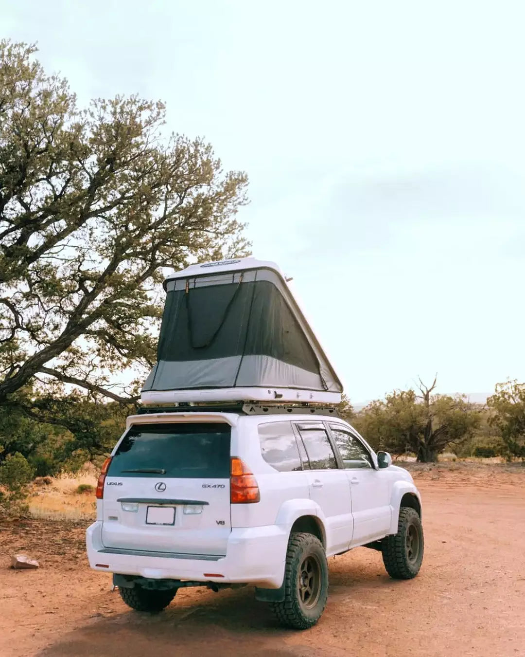 toyota land cruiser roof top tent Discovery Roof Top Tent (Size M) – Mike's Custom Toys